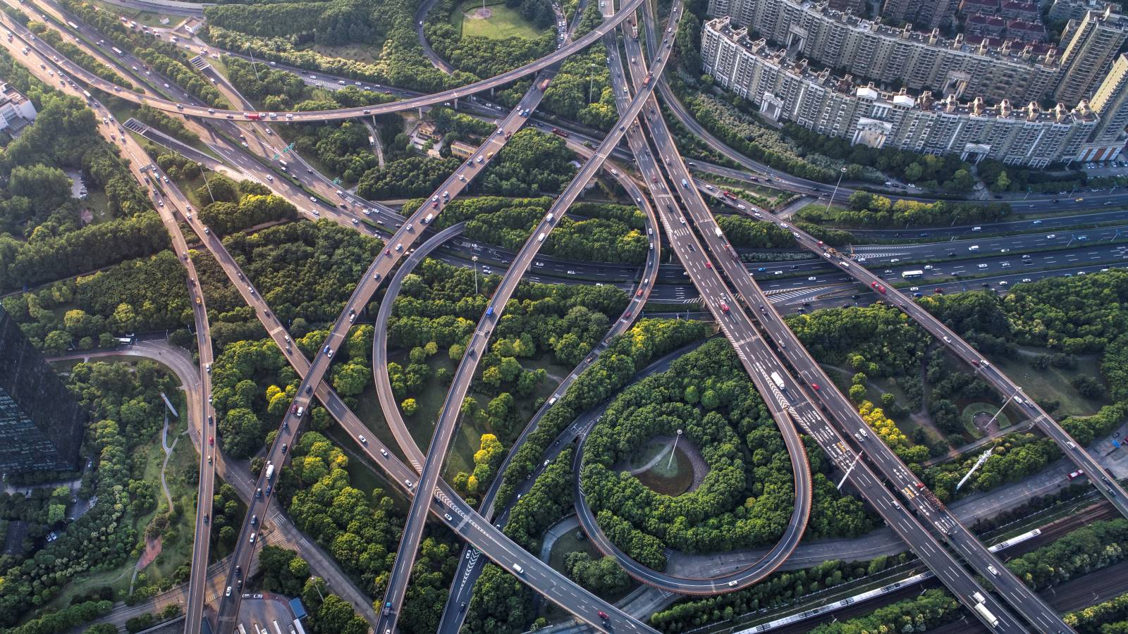 Image of a high way road.
