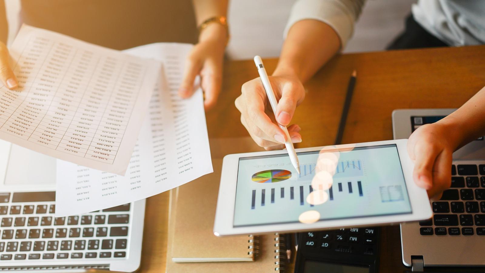 Modern policy administration with Markov models